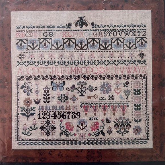 Bundle of 2 Count Cross Stitch Patterns - Winter & Summer Samplers - Picture 3 of 6